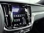 Volvo V60 2.0 T8 Twin Engine AWD R-Design | PANORAMADAK | LEDER | HEAD UP