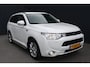 Mitsubishi Outlander 2.0 PHEV instyle - SCHUIFDAK - TREKHAAK - LEDER - NAVIGATIE - CAMERA - 2x PDC