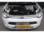 Mitsubishi Outlander 2.0 PHEV instyle - SCHUIFDAK - TREKHAAK - LEDER - NAVIGATIE - CAMERA - 2x PDC