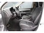 Mitsubishi Outlander 2.0 PHEV instyle - SCHUIFDAK - TREKHAAK - LEDER - NAVIGATIE - CAMERA - 2x PDC
