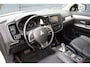 Mitsubishi Outlander 2.0 PHEV instyle - SCHUIFDAK - TREKHAAK - LEDER - NAVIGATIE - CAMERA - 2x PDC