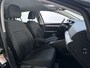 Volkswagen Golf 1.0 eTSI DSG Life Sfeerverlichting Navigatie Virtual Cockpit DAB+