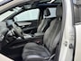 Peugeot 3008 GT 1.2 Turbo 130pk EAT8 | SCHUIF/KANTELDAK | ELEKT. A.KLEP | ALCANTARA | ADAPTIVE CRUISE | STOELVERW. | BLACK PACK | NAVI | CAMERA V+A