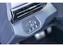 Volkswagen ID.4 Pro Business77kWh 286pk SOH 94% / Apple Carplay / Parkeersensoren / Stoel+Stuur verwarming / Cruise Control / DAB / Climate Control