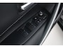 Toyota Corolla Touring Sports 2.0 Hybrid Business Plus | Trekhaak | Apple Carplay / Android Auto | Stoelverwarming | Adaptive Cruise | Keyless | Clima | Camera | 17 inch