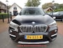 BMW X1 xDrive20i PANODAK / HEAD-UP / SPORTLEER / BLUETOOTH