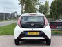 Toyota Aygo 1.0 VVT-i x-play camera airco bluetooth