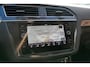 Volkswagen Tiguan 1.5 TSI Highline. r-line. stoelverwarming. standkachel. clima