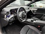 Mercedes-Benz A-klasse 200 Business Solution AMG Panoramadak  Sfeerverlichting Camera