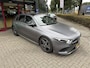 Mercedes-Benz A-klasse 200 Business Solution AMG Panoramadak  Sfeerverlichting Camera