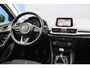 Mazda 3 2.0 SkyActiv-G 120 TS+ | Navigatie | Stoel-stuur verwarming | Trekhaak | Cruise control | Climate control