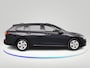 Volkswagen Golf Variant 1.0 TSI Life Business 110 pk | Verlengde garantie | Navigatie | Parkeersensoren (Park assist) | Achteruitrijcamera | Keyless entry | Stoelverwarming |