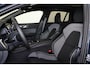 Volvo V60 T6 Recharge AWD Plus Dark - Panorama/schuifdak - IntelliSafe Assist & Surround - 360º Camera - Harman/Kardon audio - Verwarmde voorstoelen, stuur & achterbank - Parkeersensoren voor & achter - Elektr. bedienb. voorstoelen met geheugen - Head up display - Extra getint glas - 19' LMV