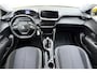 Peugeot 208 1.2 PureTech Active Pack BTW Auto! l Airco l Cruise Control l Bluetooth l Apple Carplay & Android Auto l DAB l LED l PDC Achter l Lichtmetalen Velgen