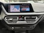 BMW 1-Serie 118i Executive Sport-Line Edition Automaat | ECC | Navigatie | Digitaal Dashbord | Parkpilot | Draadloze telefoonlader | Carplay | 17"LM-Velgen | Elektrisch Pakket | Cruise control