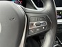 BMW 1-Serie 118i Executive Sport-Line Edition Automaat | ECC | Navigatie | Digitaal Dashbord | Parkpilot | Draadloze telefoonlader | Carplay | 17"LM-Velgen | Elektrisch Pakket | Cruise control