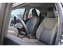 Toyota Yaris 1.5 VVT-i Dynamic Limited, Stoel & Stuurverwarming , Adaptieve Cruise control, Parkeercamera, Apple Carplay, Android Auto.