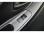 Toyota Yaris 1.5 VVT-i Dynamic Limited, Stoel & Stuurverwarming , Adaptieve Cruise control, Parkeercamera, Apple Carplay, Android Auto.