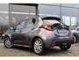 Toyota Yaris 1.5 VVT-i Dynamic Limited, Stoel & Stuurverwarming , Adaptieve Cruise control, Parkeercamera, Apple Carplay, Android Auto.