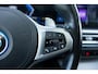 BMW 3-Serie Touring 320e | M-Sport | Panoramadak | Trekhaak | Sportstoelen | Parkeersensoren | Lichtmetalen Velgen 18 inch | Stoelverwarming | Cruise Control Adaptief | Dodehoekdetectie | Live Cockpit Plus | Connected Professional | Plug-in Hybrid (PHEV)