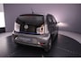 Volkswagen e-Up! Style 83pk Automaat Achteruitrijcamera, Cruise control, Stoelverwarming, Parkeersensor achter, Verwarmde voorruit, Bluetooth, Airco, DAB, Radio