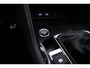 Volkswagen Tiguan R-Line Business+ 1.4 TSI eHybrid 245pk DSG Automaat Trekhaak, Panoramadak, 360 camera, Lederen bekleding, Adaptive cruise control, LED matrix koplampen