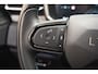 Lynk & Co 01 1.5 PHEV MY22 6,6kWh Zwart [ SOH 94,6% ] [ Pano Navi 360°cam Apple/Android Infinity-audio ]