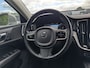 Volvo V60 2.0 195PK B4 | Inscription | Trekhaak el. | Orrefors Crystal Eye | Memory | Borbet Velgen | ACC | ECC | Navi | Leder | LED | Stoelverw. | Camera |