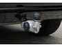 Volvo XC60 2.0 T6 Plug-in hybrid AWD Plus Dark | 350 PK | Panoramadak | Leder | Trekhaak | Volvo XC60 2.0 T6 Plug-in Hybrid AWD Plus Dark met 2.0 viercilinder plug-in hybride aandrijflijn en 350 PK, voorzien van luxe lederen bekleding, elektrisch verstelbare en verwarmde voorstoele