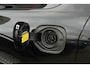 Volvo XC60 2.0 T6 Plug-in hybrid AWD Plus Dark | 350 PK | Panoramadak | Leder | Trekhaak | Volvo XC60 2.0 T6 Plug-in Hybrid AWD Plus Dark met 2.0 viercilinder plug-in hybride aandrijflijn en 350 PK, voorzien van luxe lederen bekleding, elektrisch verstelbare en verwarmde voorstoele