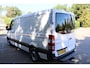 Mercedes-Benz Sprinter 210 2.2 CDI 366 HD 2013 | Trekhaak | Airco | Parkeersensoren | Centrale Vergrendeling | 2 Zitplaatsen Rechtsvoor | Houten vloer in Laadruimte