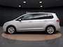 Volkswagen Touran 1.4 TSI Highline | Trekhaak | Camera | ACC | Stoelverwarming | Parkeerhulp | LED | Spiegelpakket | Navi | 17'' |