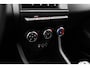Renault Clio 1.0 TCe 92 PK Bi-Fuel Zen | 4 seizoensbanden | Airco | NAVI | parkeersensoren achter | Apple/Android car play |