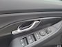 Hyundai i30 1.5 T-GDi MHEV camera / navigatie / app