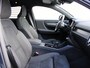 Volvo EC40 Single Motor Extended Range Plus Europa Automaat /  Dak Glossy Black / 20" velgen / Privacy Glass / Microtech Nubuck bekleding