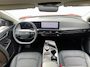 Kia EV6 Light Edition 63 kWh | VOORRAAD VOORDEEL NU €42.950,- | Direct leverbaar | Stoel+Stuur verwarming | Climate control | Navigatie | Parkeer camera achter | Parkeer sensoren voor en achter