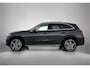 Mercedes-Benz GLC 300e 4MATIC Luxury line | Panorama schuifdak | Trekhaak | Electrische voorstelen | Dodehoek assistent | Alarm klasse SCM3 Inclusief 24 maanden Mercedes-Benz Certified garantie voor Europa.