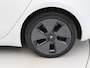 Tesla Model 3 Standard RWD Plus 96.3% SoH UPGRADE [ WIT LEDER+AMD RYZEN+LFP-ACCU+WARMTEPOMP+AUTOPILOT ]