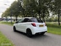 Toyota Yaris 1.0 VVT-i Aspiration Bi-Tone*SCHERM*AIRCO*NAP
