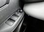 Toyota Yaris Cross 1.5 Hybrid Active + | Dodehoek detectie | Stoelverwarming | Parkeersensoren voor+achter | Keyless Entry/Start | Navigatie | Apple CarPlay/Android Auto | Cruise Control Adaptive |