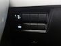 Toyota Yaris Cross 1.5 Hybrid Active + | Dodehoek detectie | Stoelverwarming | Parkeersensoren voor+achter | Keyless Entry/Start | Navigatie | Apple CarPlay/Android Auto | Cruise Control Adaptive |