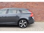 Volvo V60 T3 153PK R-Design Automaat | Trekhaak | All season banden |