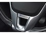 Volvo V60 T3 153PK R-Design Automaat | Trekhaak | All season banden |