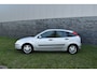 Ford Focus 1.6-16V Trend Automaat Airco 5-deurs 1e eigenaar Pdc Trekhaak lees goed!!! HANDELSAUTO - automaat gaat in noodloop