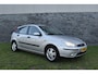 Ford Focus 1.6-16V Trend Automaat Airco 5-deurs 1e eigenaar Pdc Trekhaak lees goed!!! HANDELSAUTO - automaat gaat in noodloop