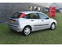 Ford Focus 1.6-16V Trend Automaat Airco 5-deurs 1e eigenaar Pdc Trekhaak lees goed!!! HANDELSAUTO - automaat gaat in noodloop