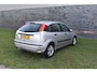 Ford Focus 1.6-16V Trend Automaat Airco 5-deurs 1e eigenaar Pdc Trekhaak lees goed!!! HANDELSAUTO - automaat gaat in noodloop