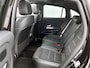 Mercedes-Benz GLA 250 e 140 Year Edition | Premium Plus pakket | Nightpakket | Parkeerpakket | Trekhaak | Panoramaschuifdak | 360° camera | 20” tien-dubbelspaaks AMG velgen | Warmtewerend, donkergetint glas |