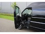 Peugeot Boxer 335 2.2 BlueHDi 140 L3H2 Asphalt in nieuwstaat |6.329 km |BPM vrij |2 stoelen en 2 airbags |Trekhaak |Camera |Cruise |Navi |Airco |Parkeersensoren |EURO6 |1e eigenaar |3500 KG