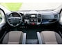 Peugeot Boxer 335 2.2 BlueHDi 140 L3H2 Asphalt in nieuwstaat |6.329 km |BPM vrij |2 stoelen en 2 airbags |Trekhaak |Camera |Cruise |Navi |Airco |Parkeersensoren |EURO6 |1e eigenaar |3500 KG